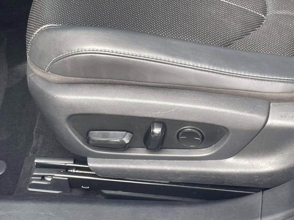 Used 2020 Lexus ES 350 F Sport w/ Accessory Package FWD image 19