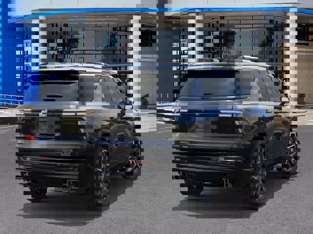 New 2026 Chevrolet Traverse High Country w/ LPO, Floor Liner Package AWD/4WD image 4