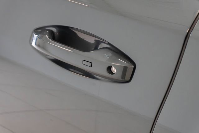 Used 2025 Nissan Armada Platinum Reserve AWD/4WD image 10