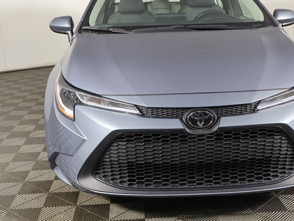 Used 2022 Toyota Corolla LE image 10
