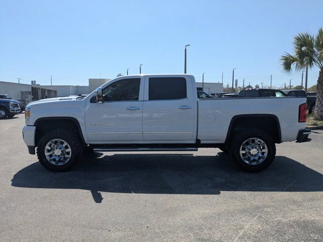 Used 2017 GMC Sierra 2500 Denali w/ Duramax Plus Package image 8