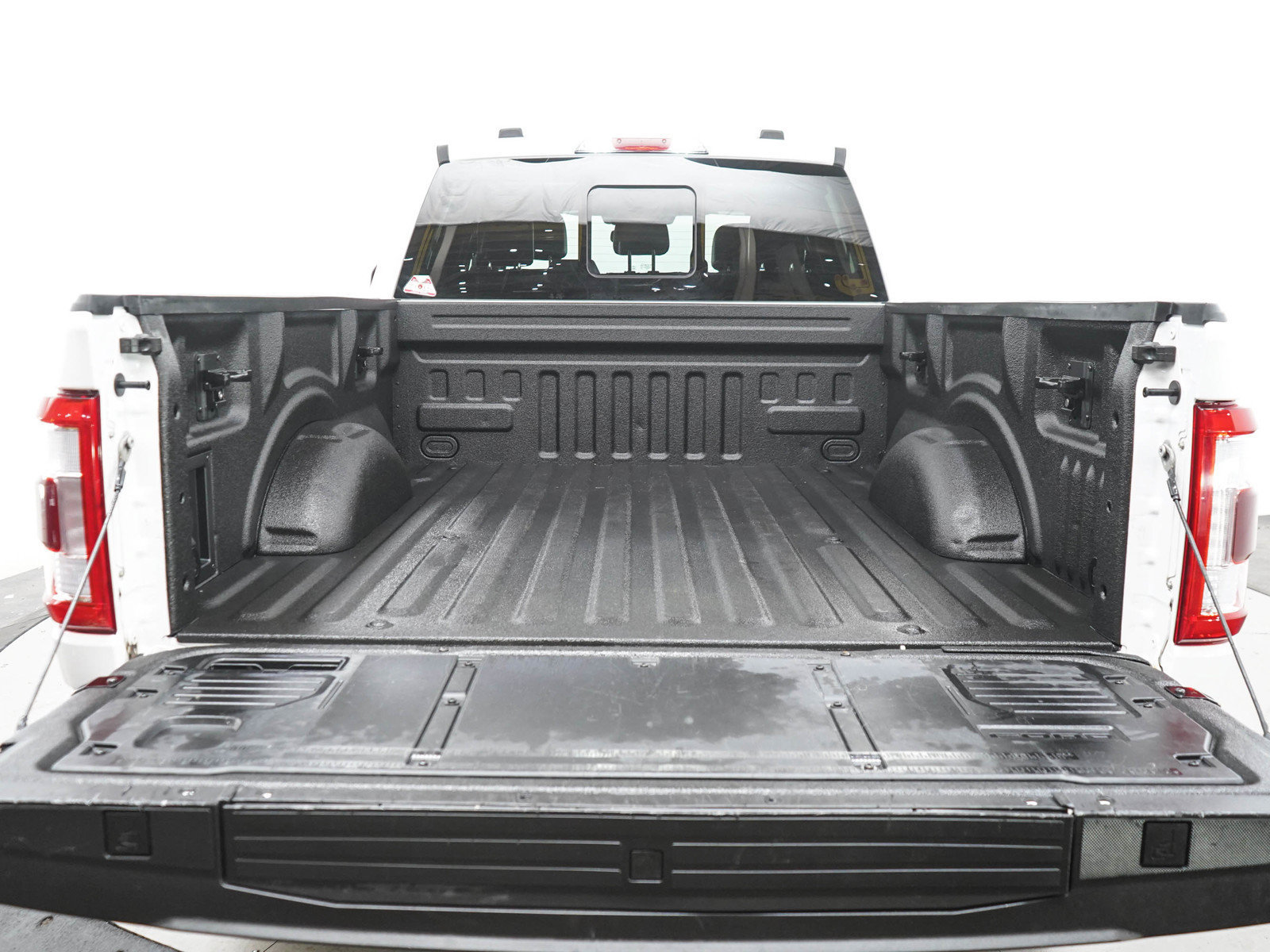 Used 2023 Ford F150 Lariat w/ Equipment Group 502A High AWD/4WD image 16