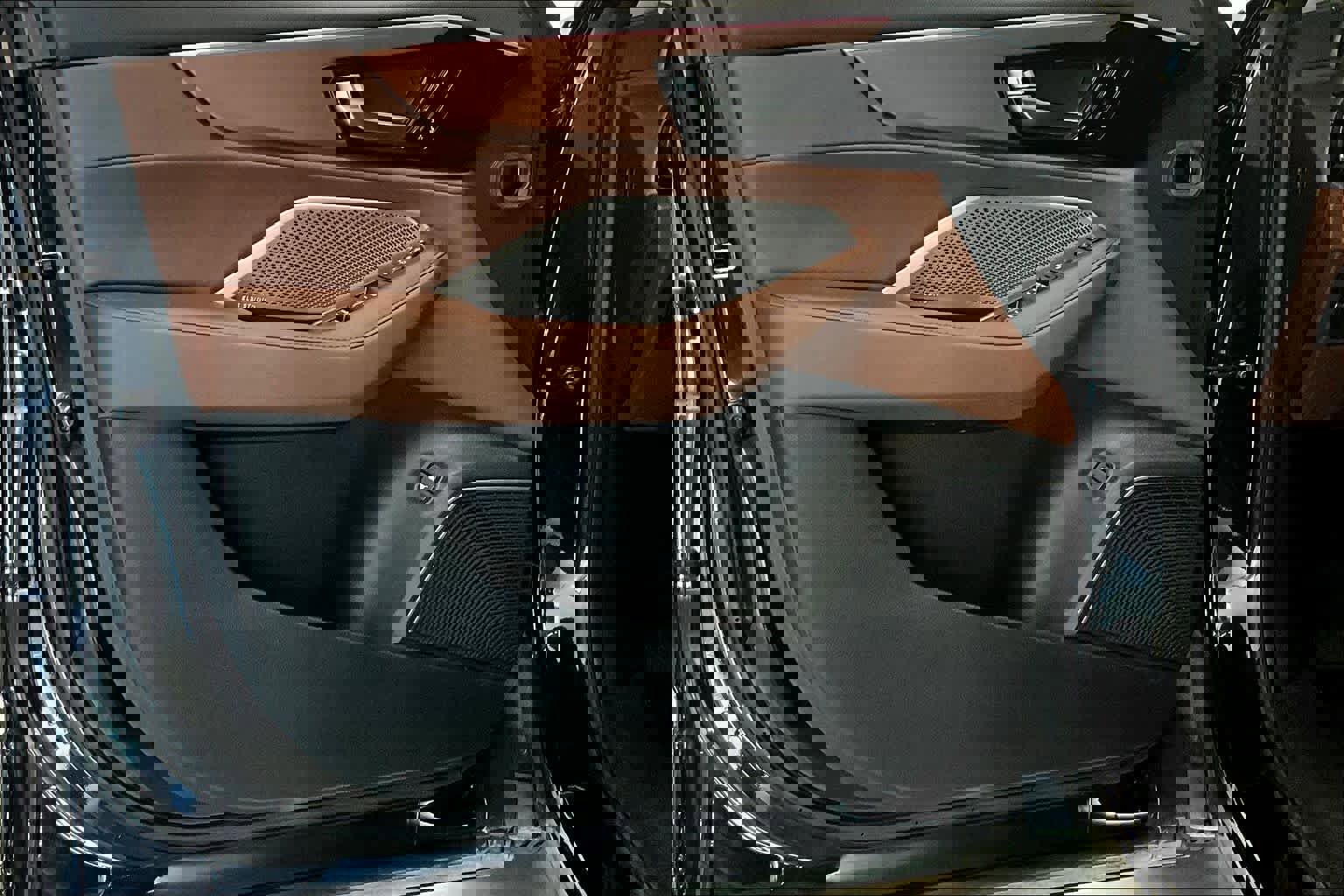 Certified 2023 Acura MDX w/Technology Package image 25