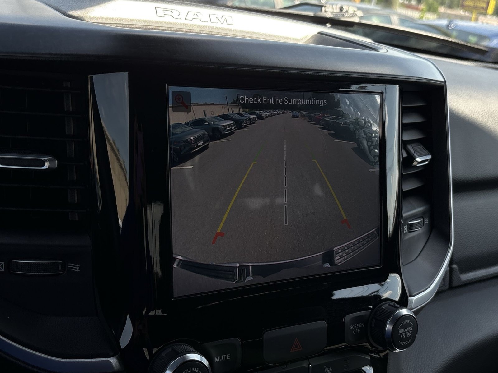 Used 2022 RAM 1500 Big Horn AWD/4WD image 19