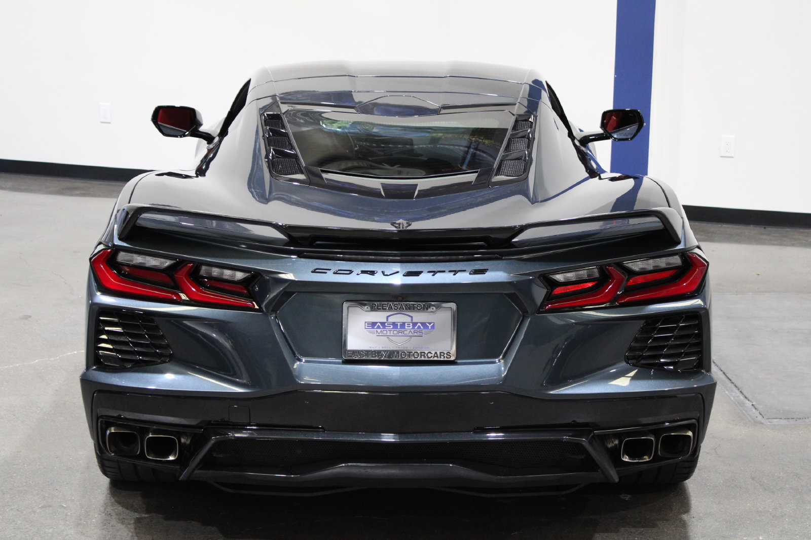 Used 2021 Chevrolet Corvette Stingray Coupe w/ Z51 Performance Package RWD image 14