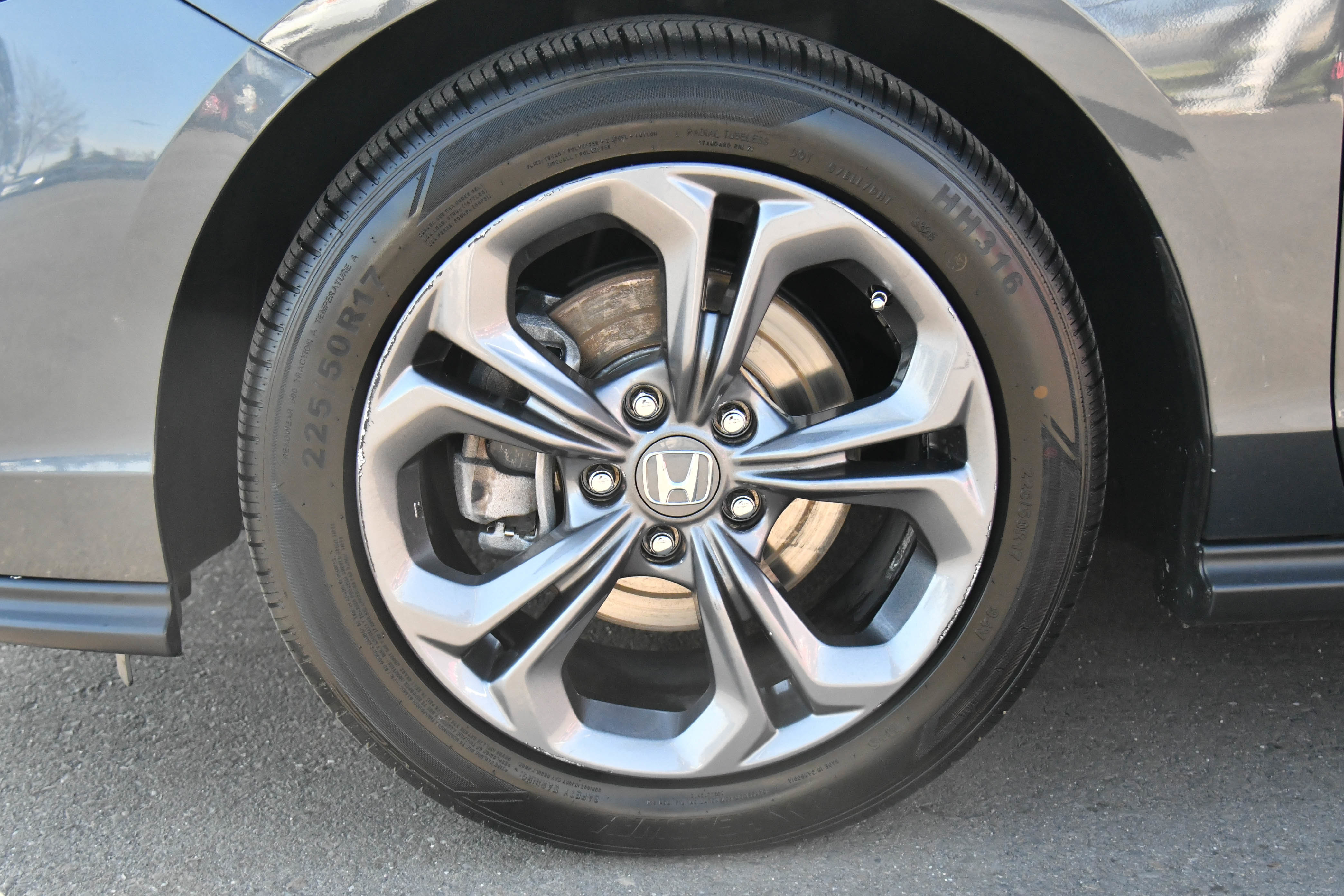 Used 2023 Honda Accord EX image 12