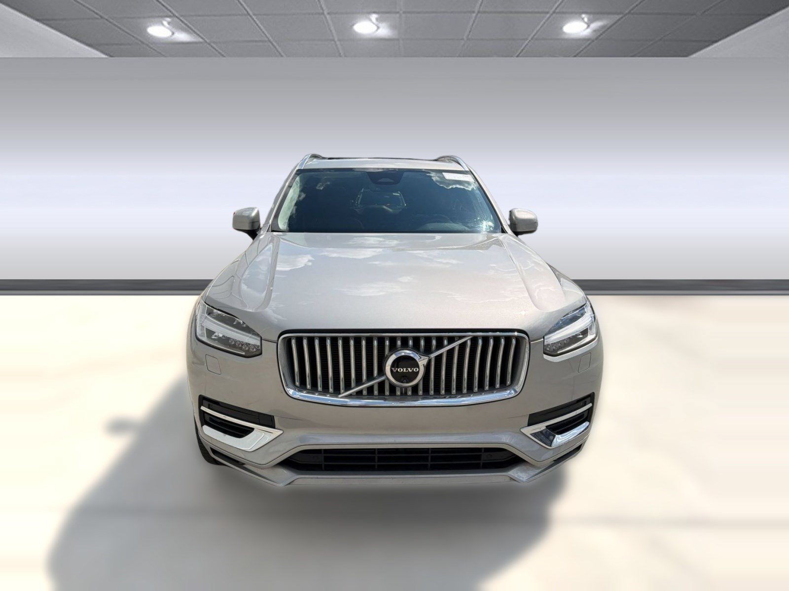 Used 2024 Volvo XC90 T8 Plus w/ Protection Package Premier AWD/4WD image 6