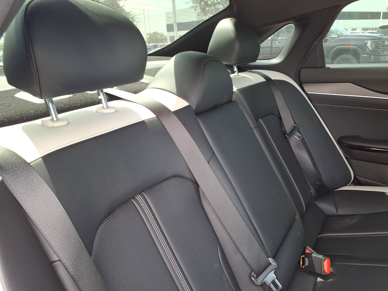 Used 2025 Kia K5 GT-Line w/ GT-Line Premium Package FWD image 14