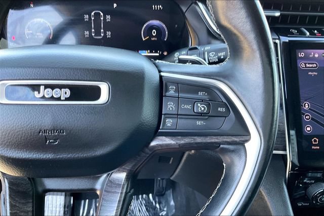 Used 2021 Jeep Grand Cherokee L Limited AWD/4WD image 19