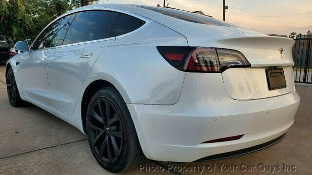 Used 2019 Tesla Model 3 image 19
