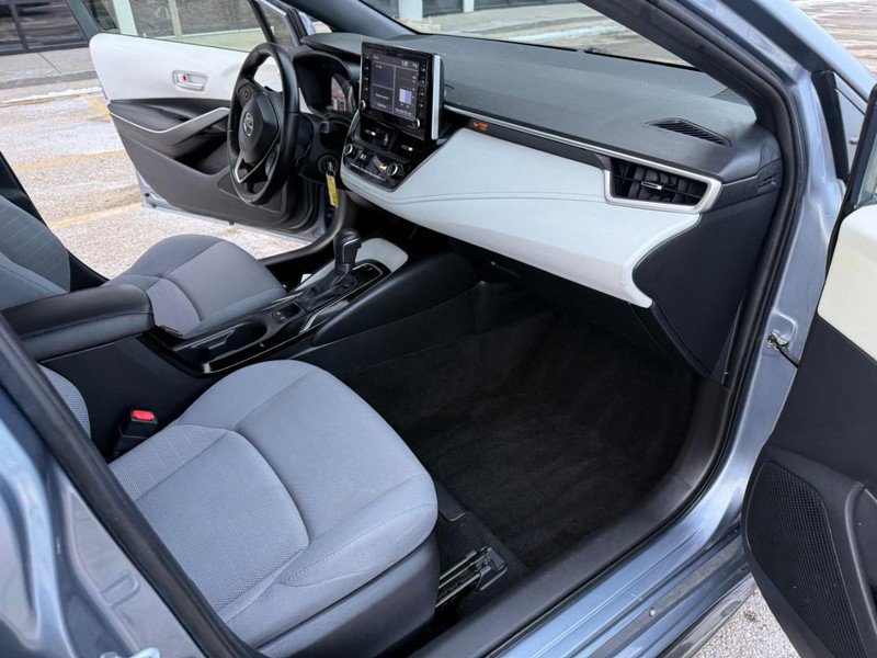 Used 2021 Toyota Corolla SE image 16