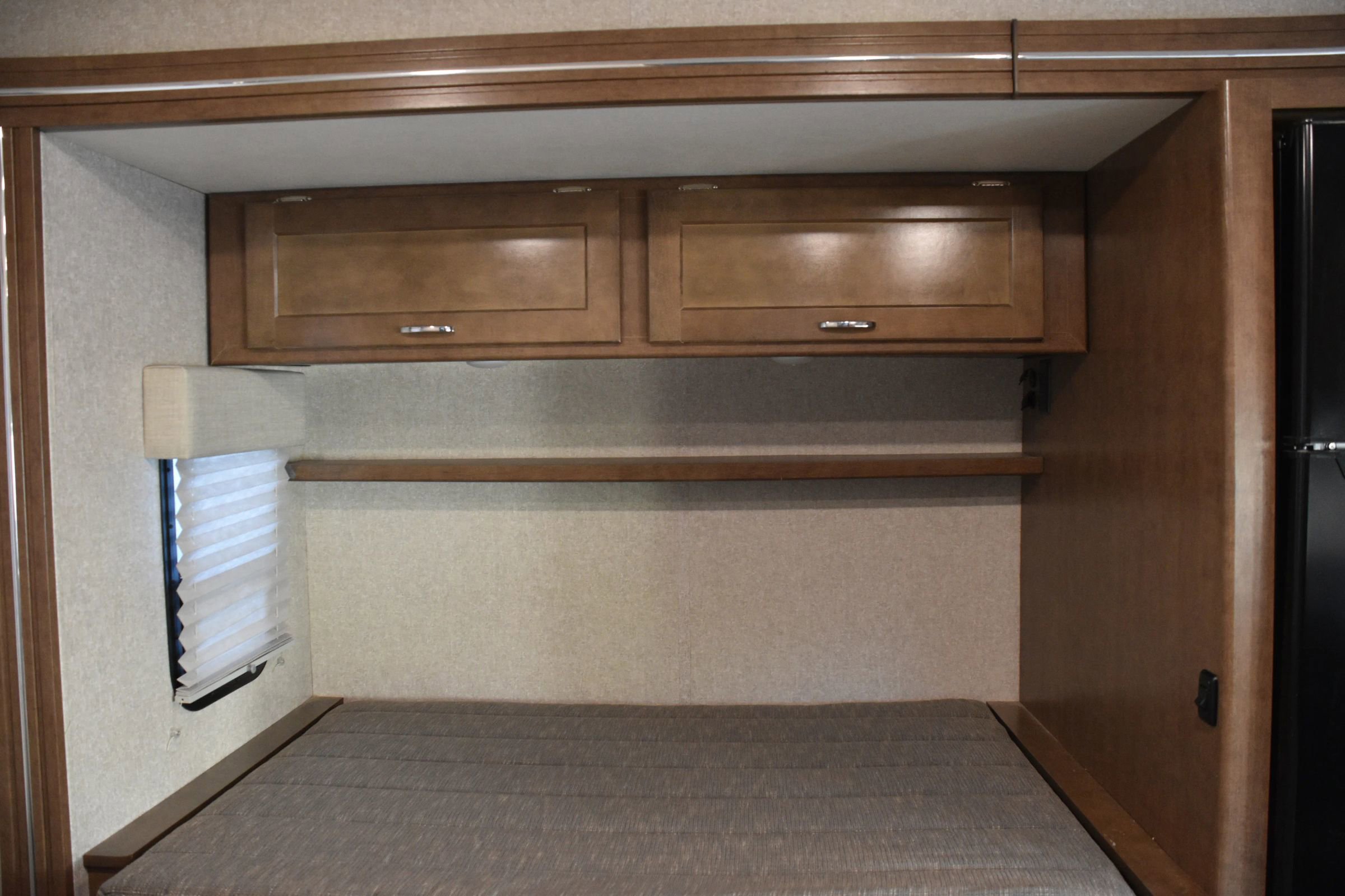 Used 2018 Mercedes-Benz Sprinter 3500 image 21