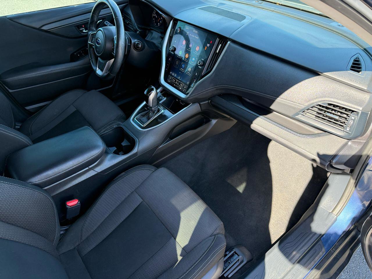 Used 2022 Subaru Outback Premium image 19