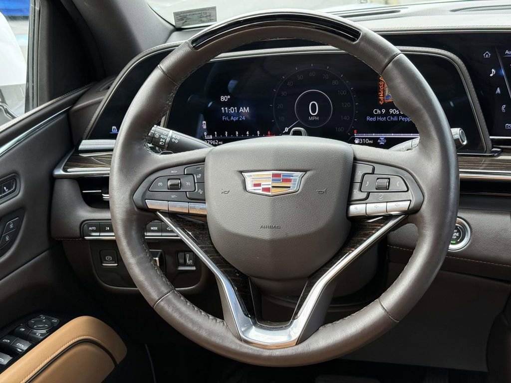Used 2023 Cadillac Escalade ESV Premium Luxury w/ Performance Package AWD/4WD image 32