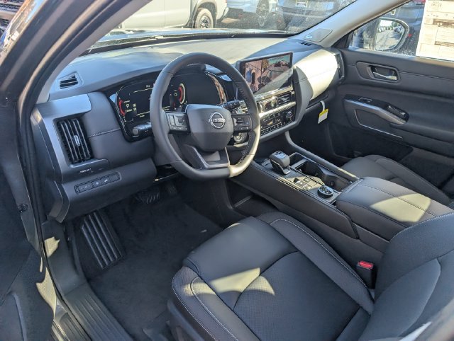 New 2026 Nissan Pathfinder SL w/ SL Premium Package AWD/4WD image 17