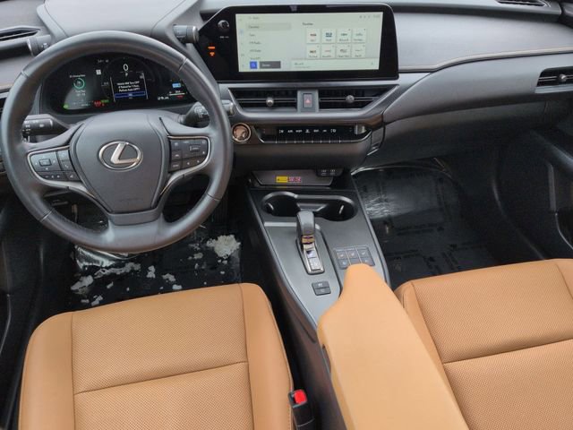 Used 2025 Lexus UX 300h AWD image 26