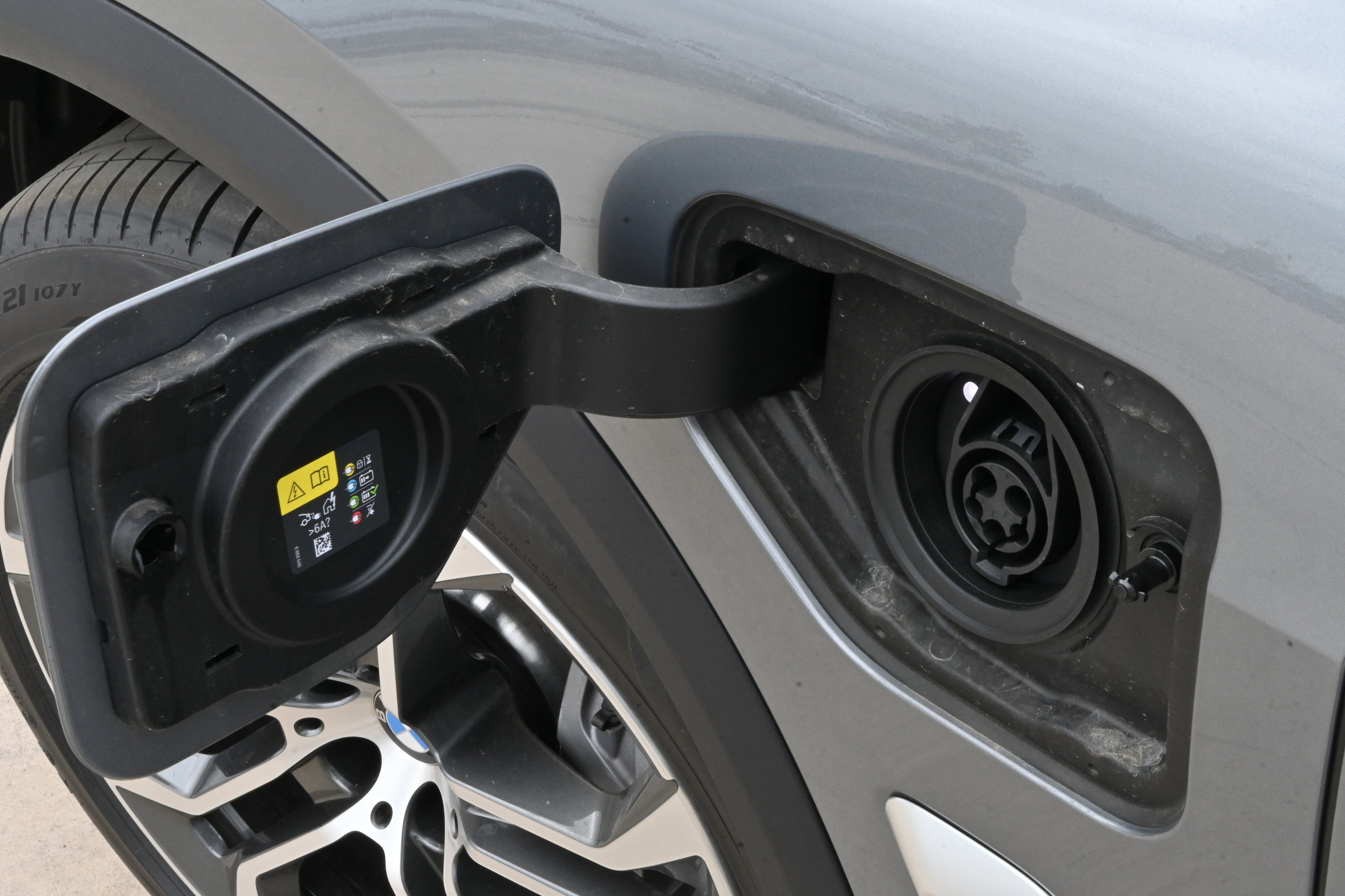 New 2026 BMW X5 xDrive50e w/ Executive Package AWD/4WD image 39