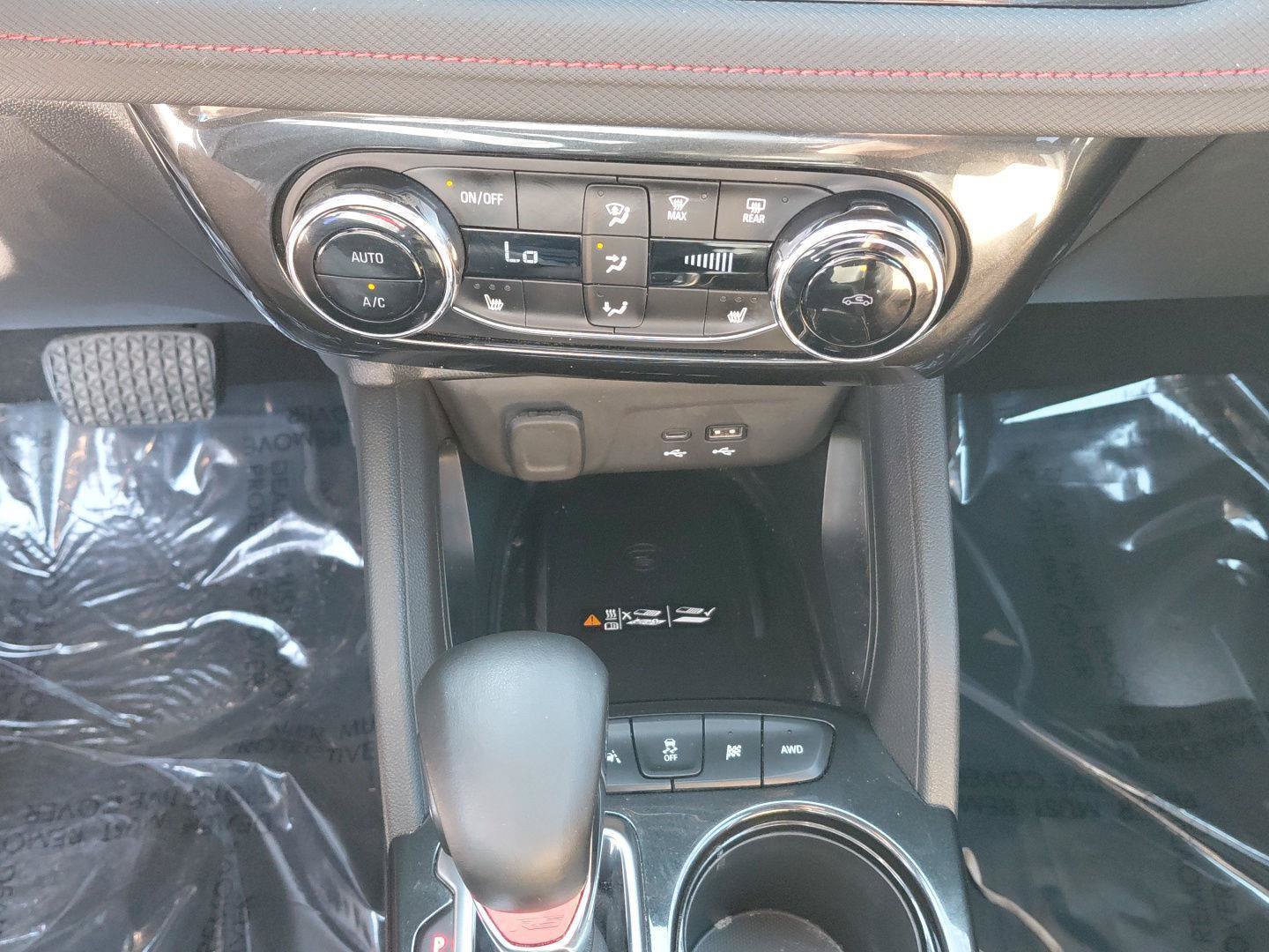 Used 2024 Chevrolet TrailBlazer RS w/ Convenience Package AWD/4WD image 27