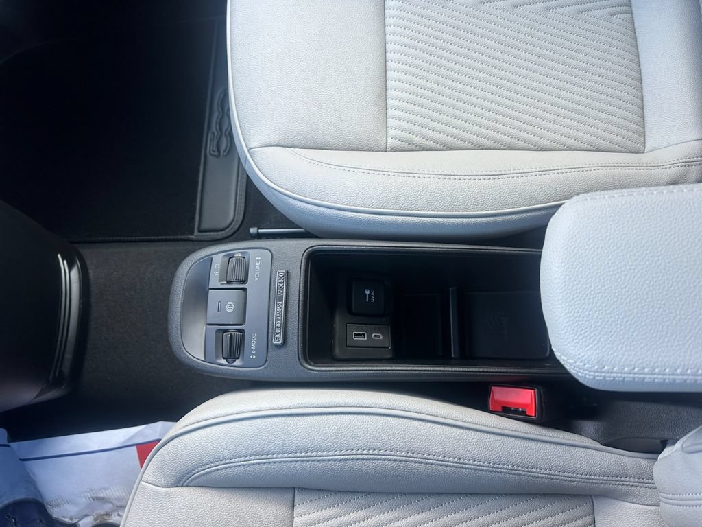 New 2025 FIAT 500 e FWD image 11