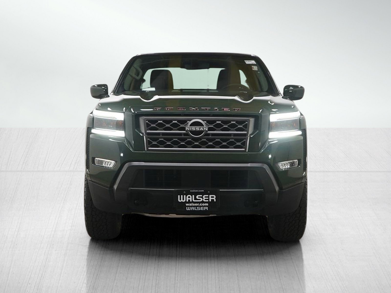 Used 2024 Nissan Frontier SL w/ Technology Package image 8