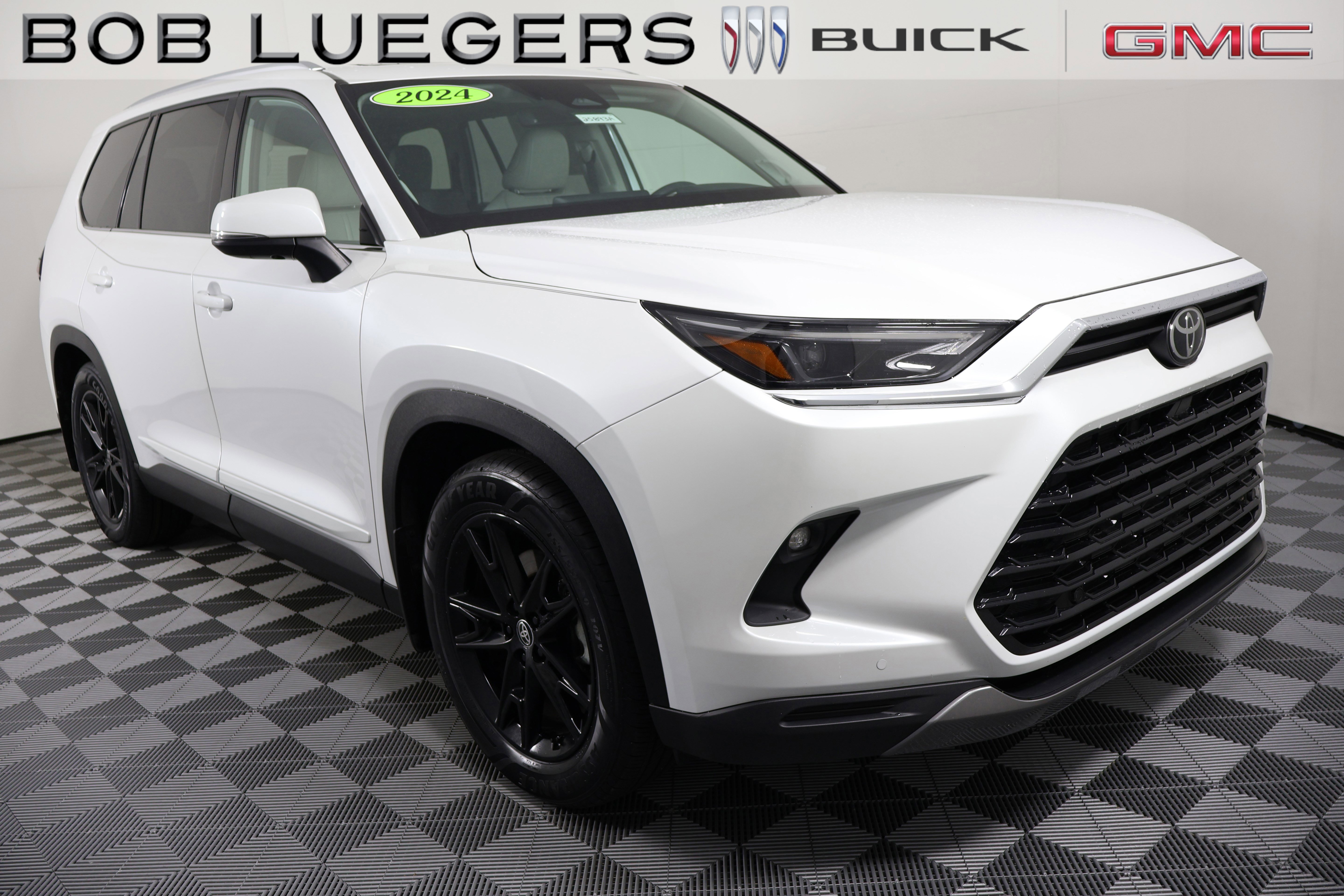 Used 2024 Toyota Grand Highlander XLE