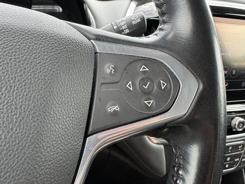Used 2021 Chevrolet Traverse LT AWD/4WD image 18