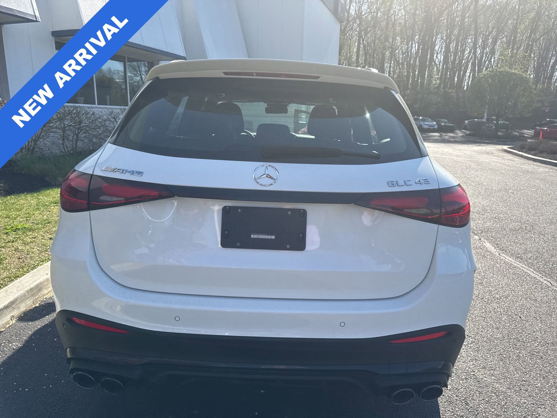 Used 2025 Mercedes-Benz GLC 43 AMG 4MATIC image 3