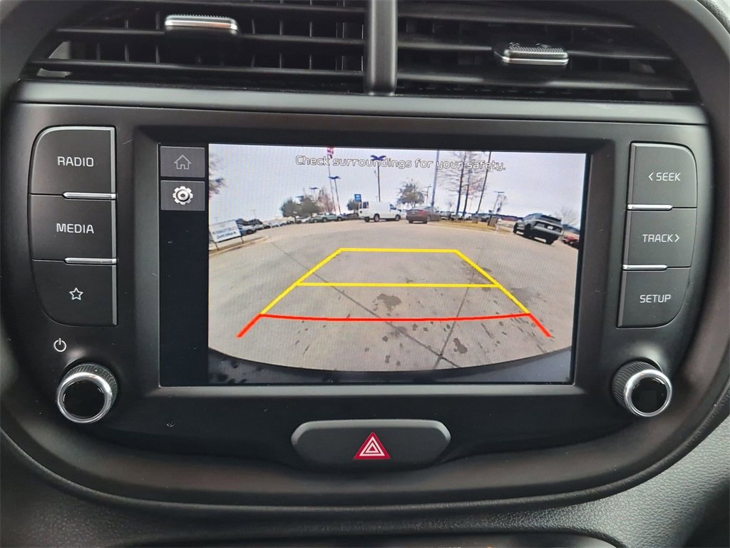 Used 2024 Kia Soul LX w/ Option Group 015 image 17