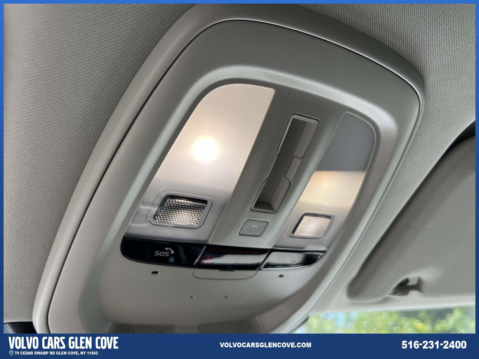 Certified 2025 Volvo XC60 T8 Plus w/ Protection Package Premier image 32