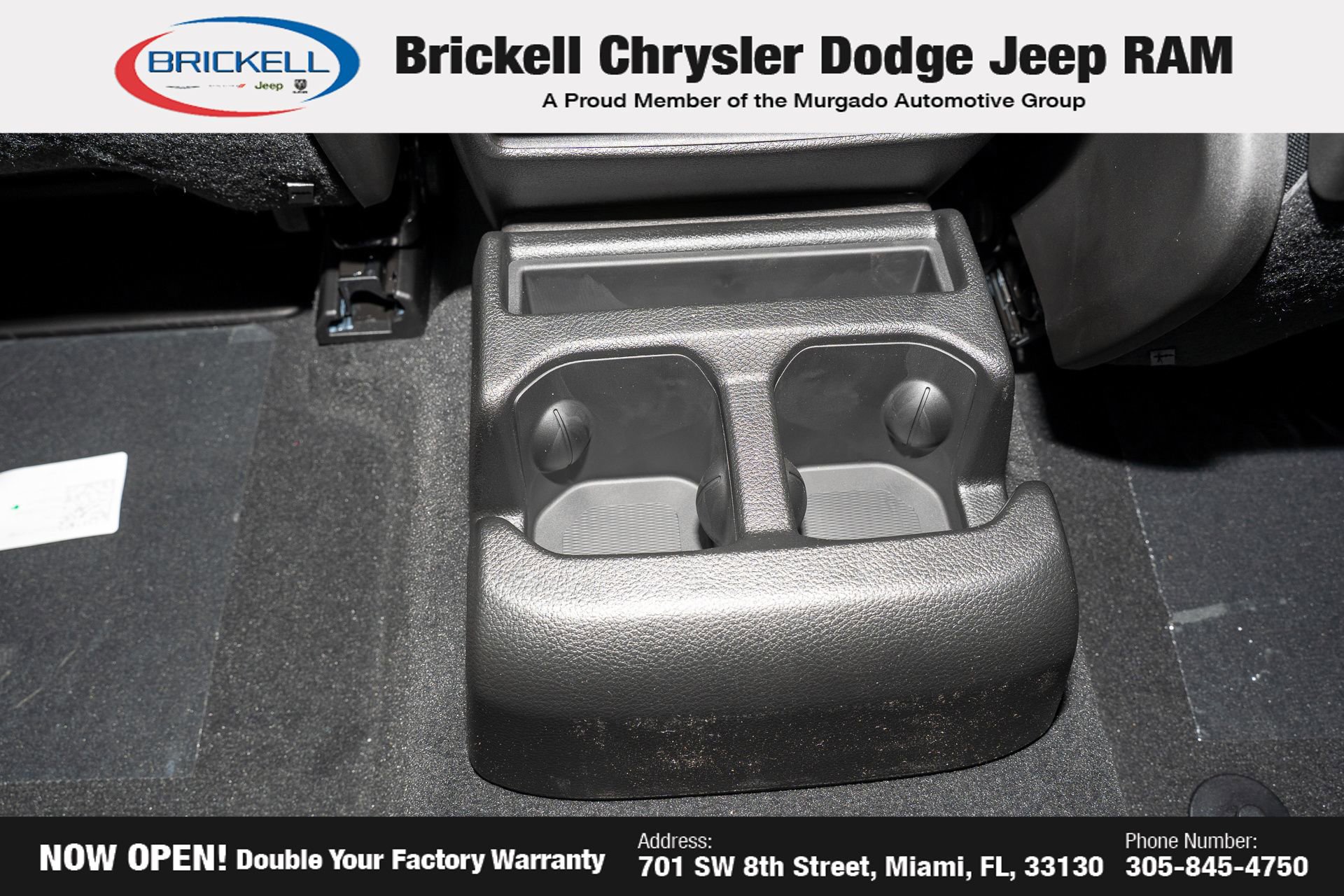 New 2025 Jeep Grand Cherokee L Laredo image 21