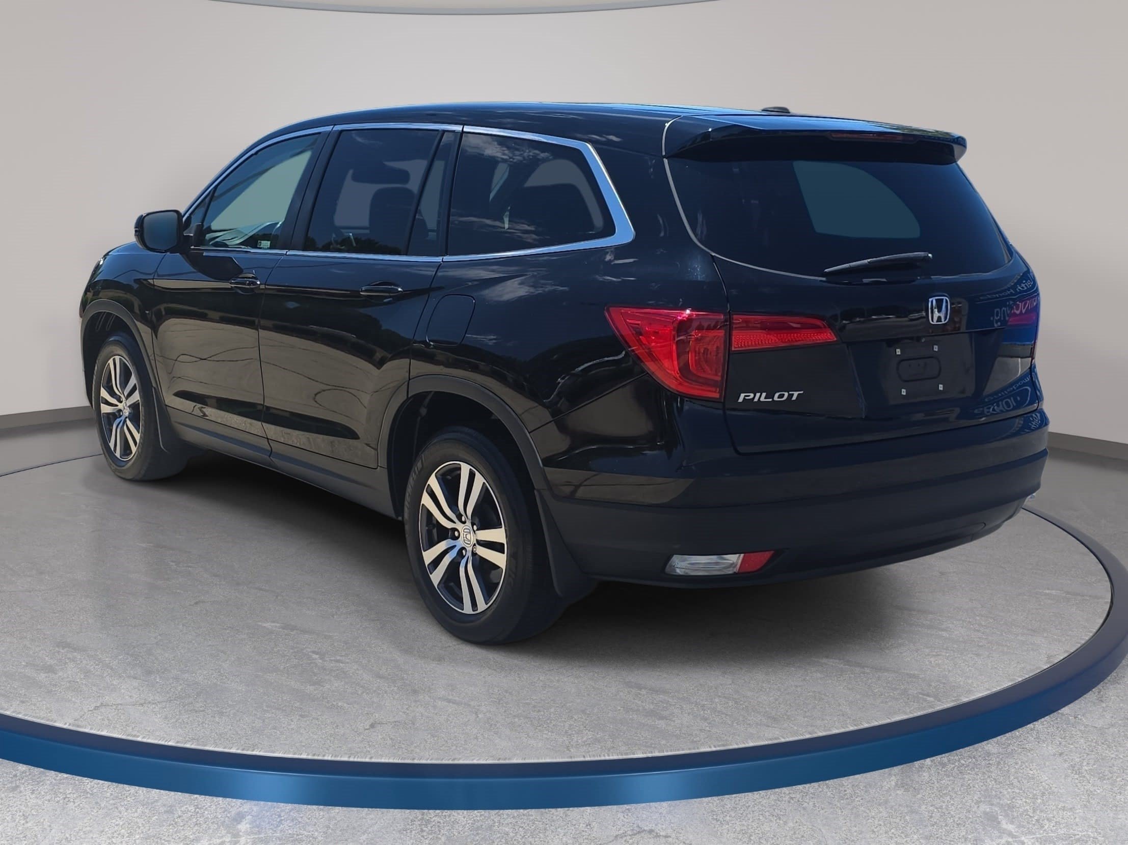 Certified 2018 Honda Pilot EX-L image 7
