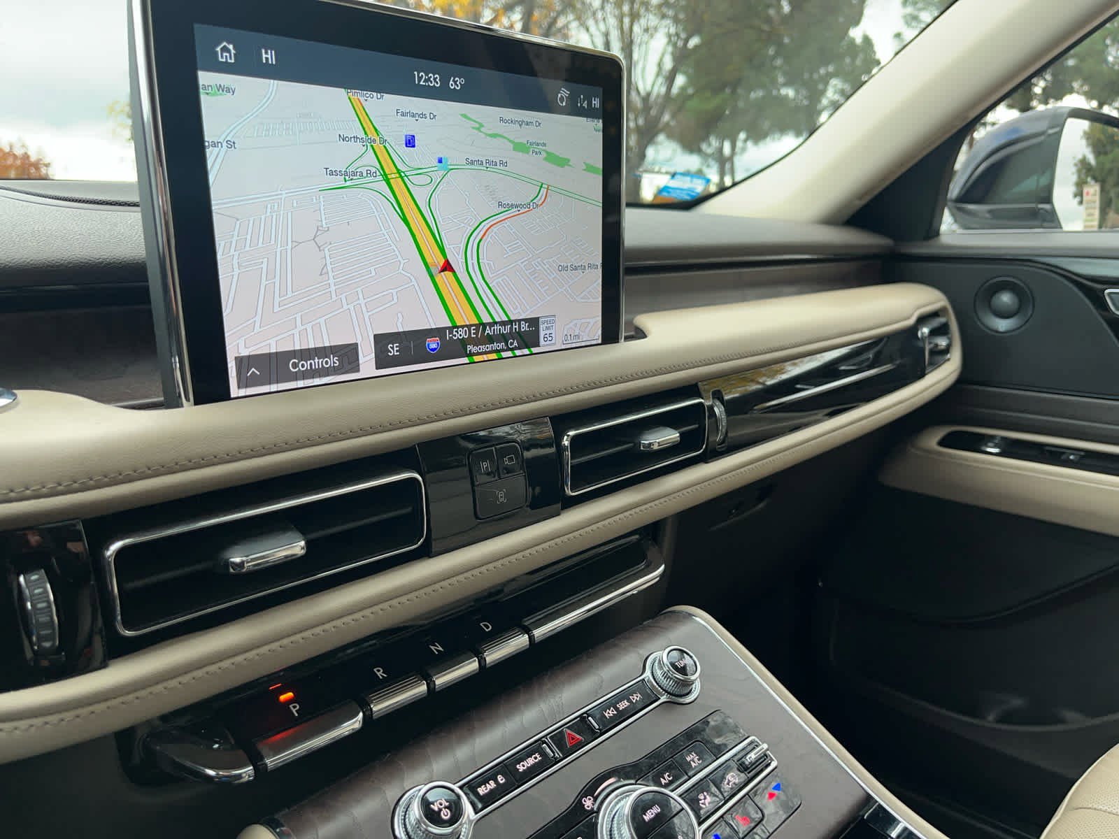 Used 2023 Lincoln Aviator Reserve w/ Elements Package Plus image 33