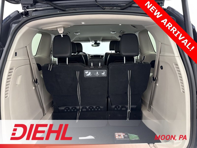 Used 2019 Chrysler Pacifica Touring-L w/ Advanced Safetytec Group image 9