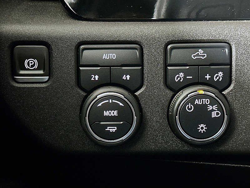 Used 2023 Chevrolet Silverado 1500 LT image 10