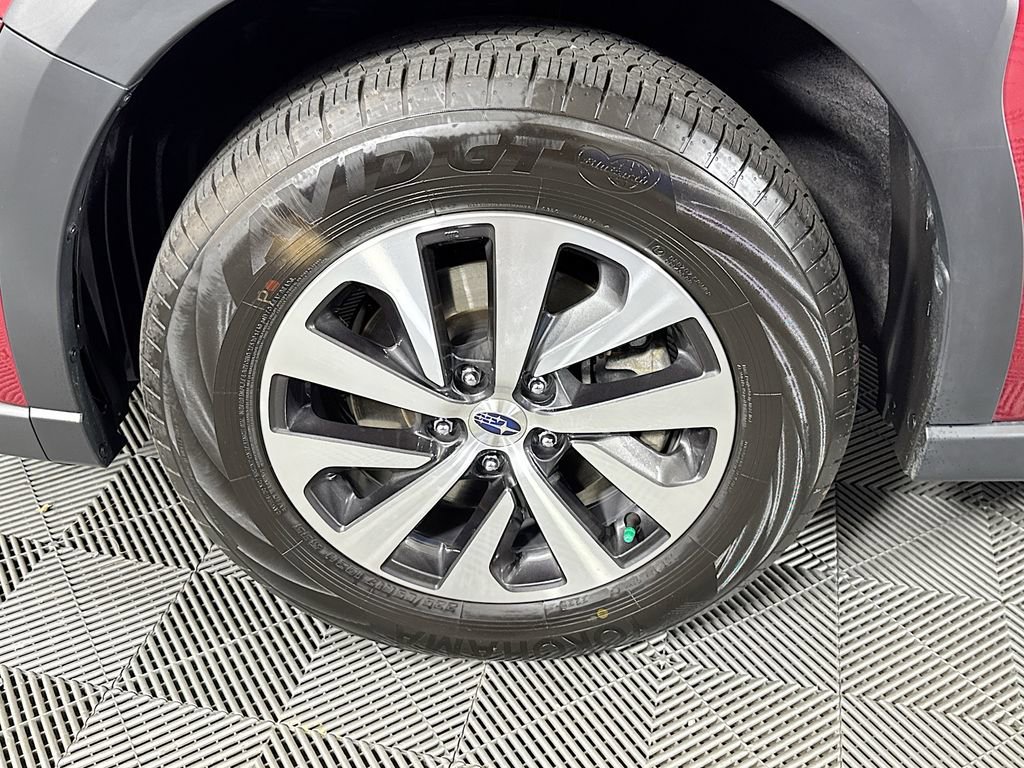 Used 2025 Subaru Outback Premium image 30