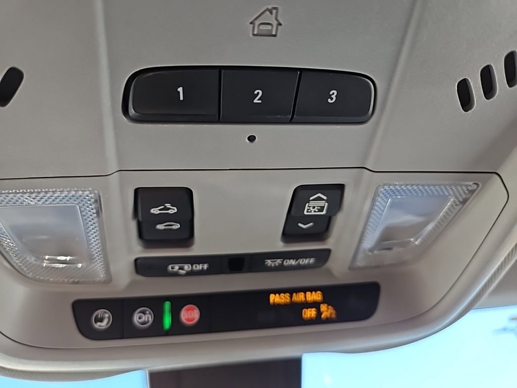 Used 2020 Chevrolet Equinox LT image 24