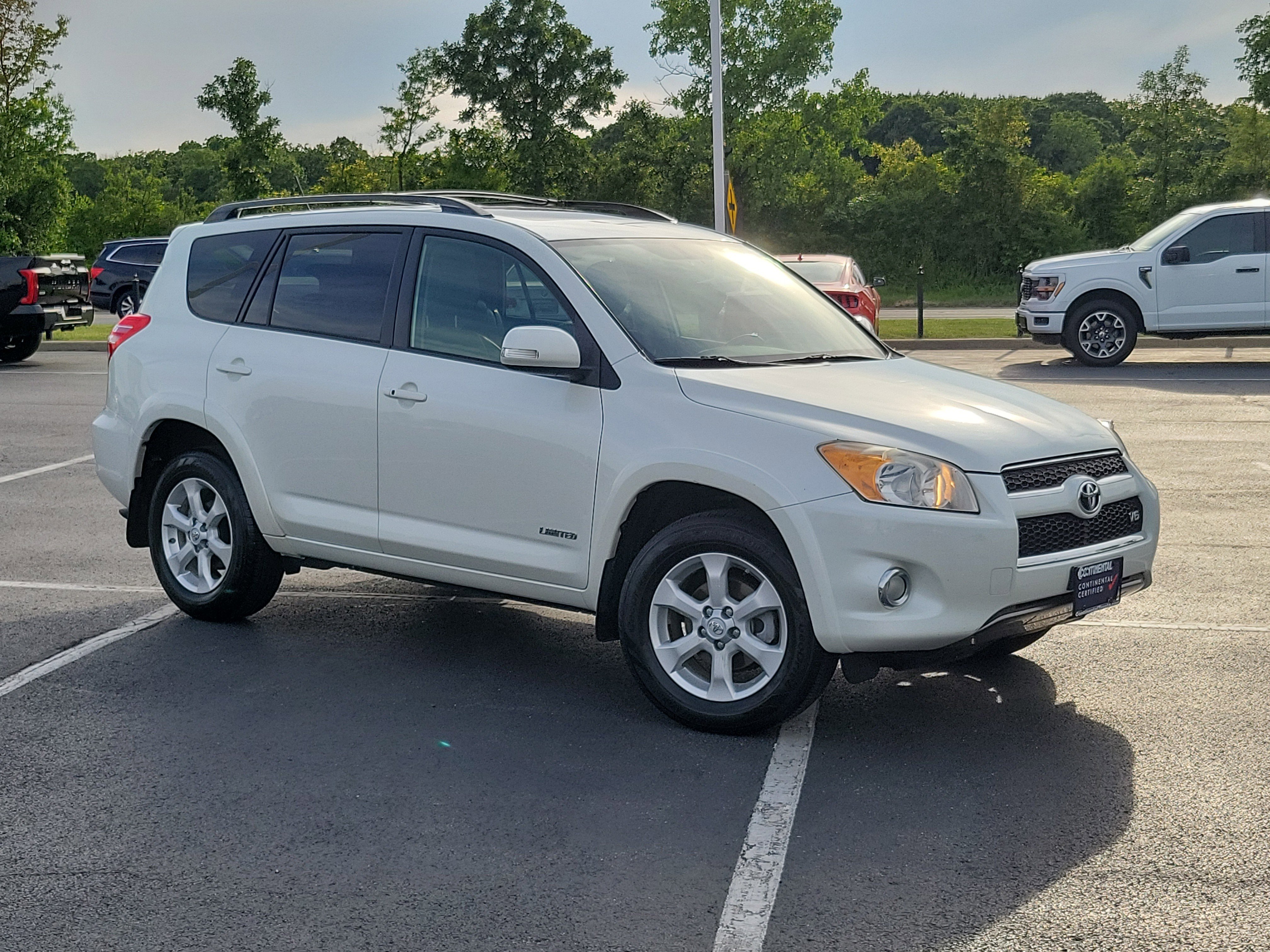 Used 2010 Toyota RAV4 Limited FWD image 1