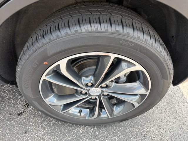 Certified 2023 Buick Encore GX Essence w/ Advanced Technology Package FWD image 27