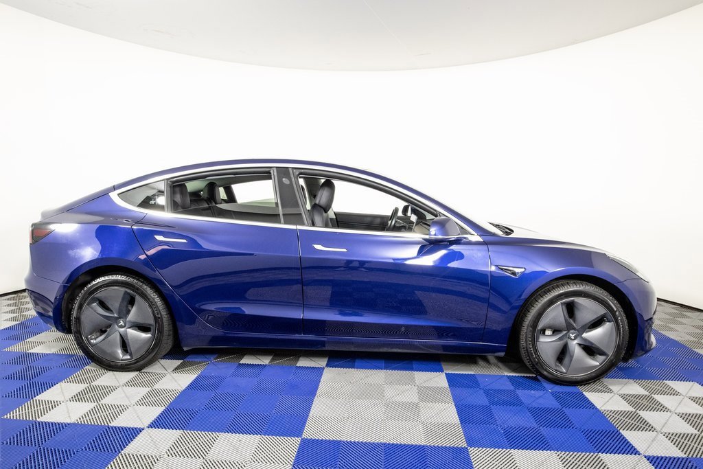 Used 2018 Tesla Model 3 Long Range image 4