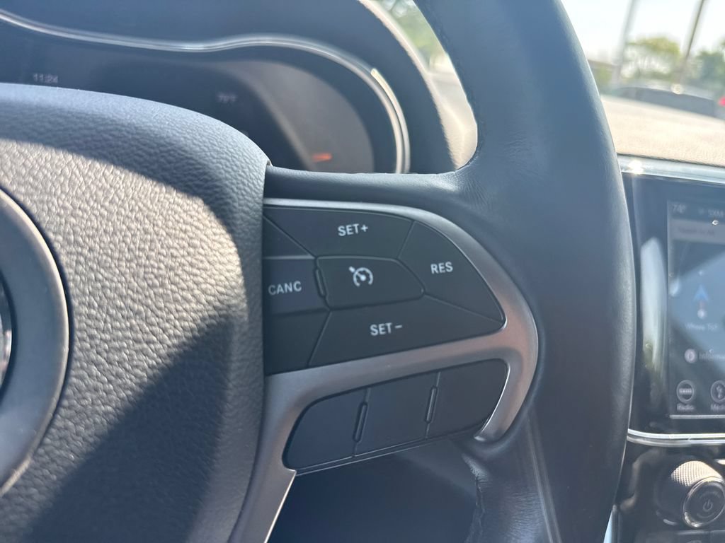 Used 2019 Jeep Grand Cherokee Limited w/ Luxury Group II AWD/4WD image 27