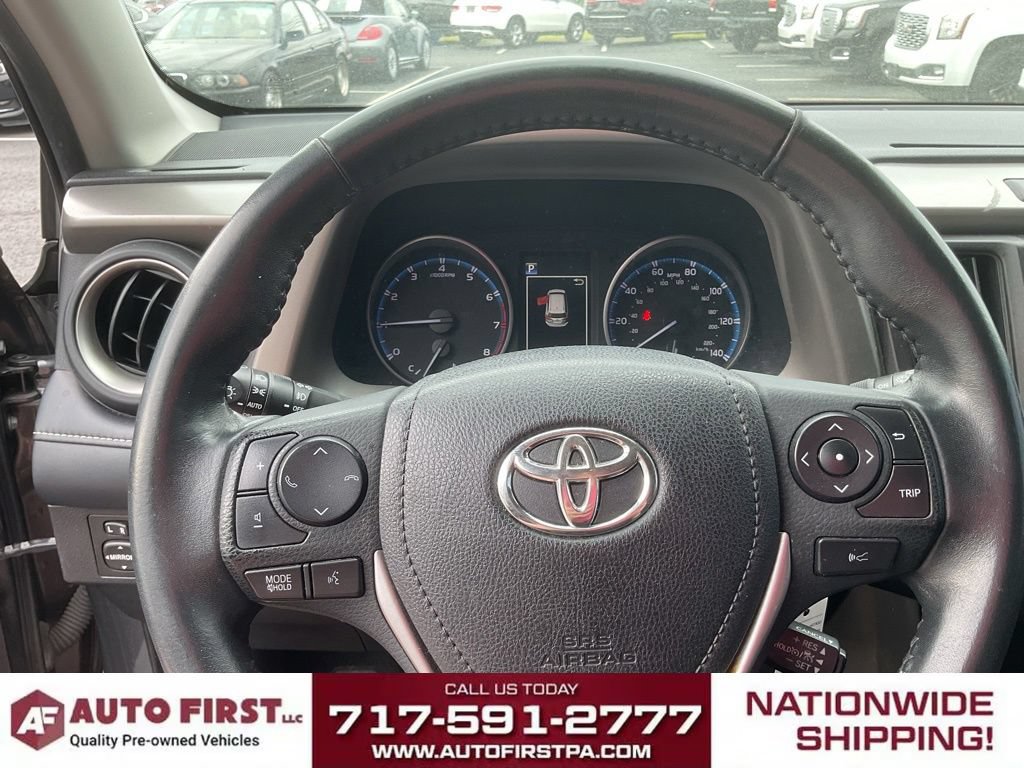 Used 2018 Toyota RAV4 XLE AWD/4WD image 17