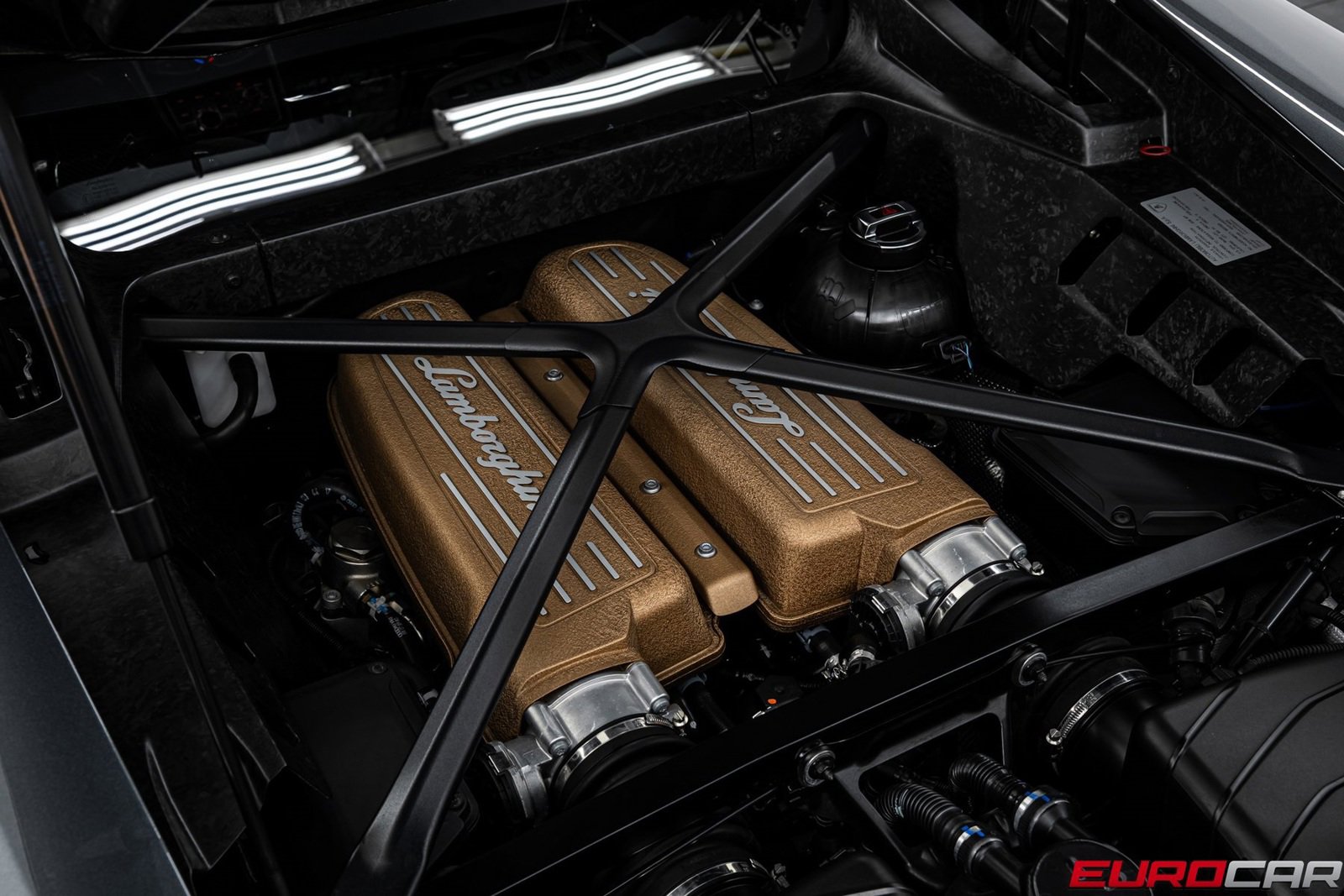 Used 2018 Lamborghini Huracan Performante image 20