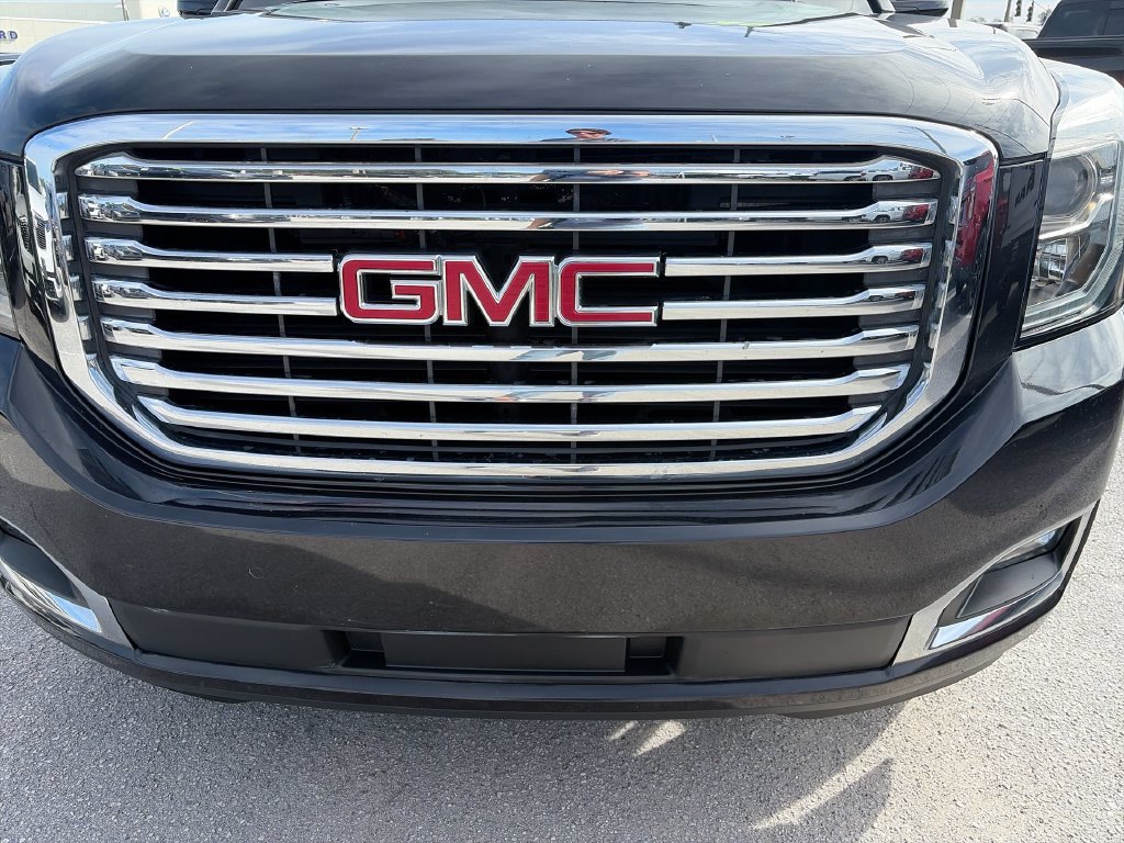Used 2020 GMC Yukon SLT w/ Premium Edition RWD image 36