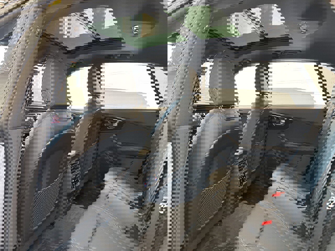 New 2025 Audi Q8 Premium Plus image 41