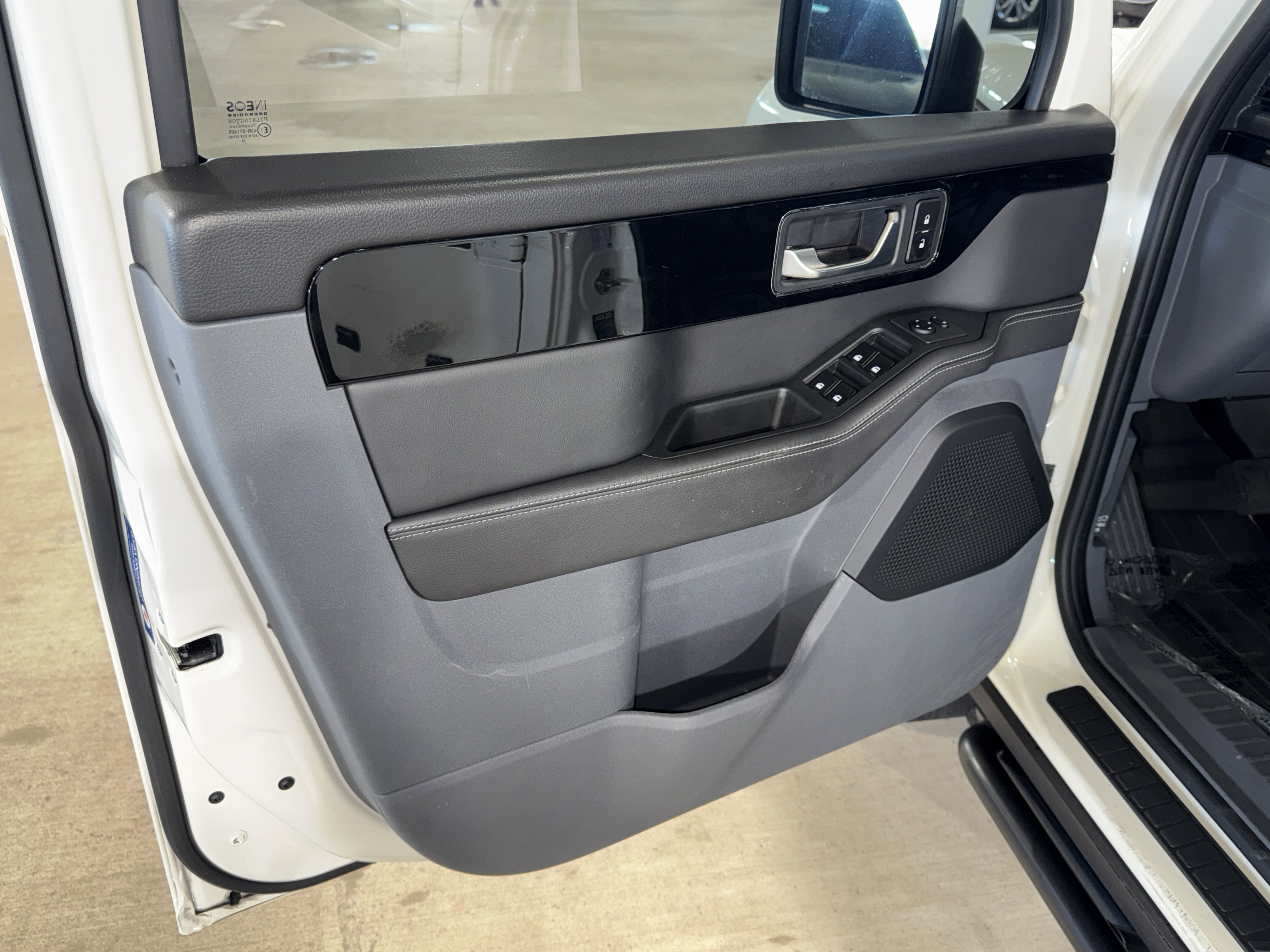 Used 2024 INEOS Grenadier Fieldmaster Edition image 20