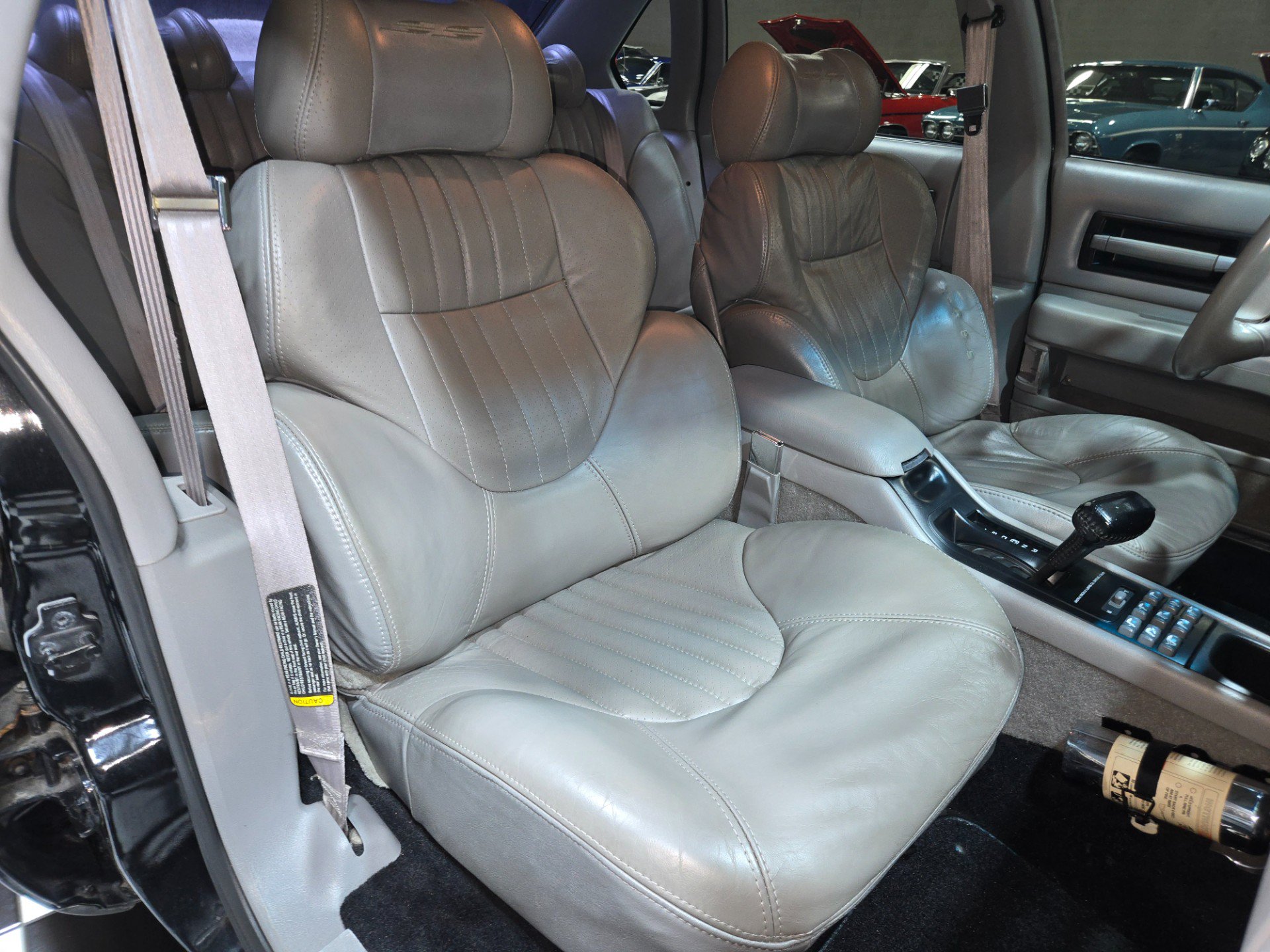 Used 1994 Chevrolet Impala SS RWD image 81