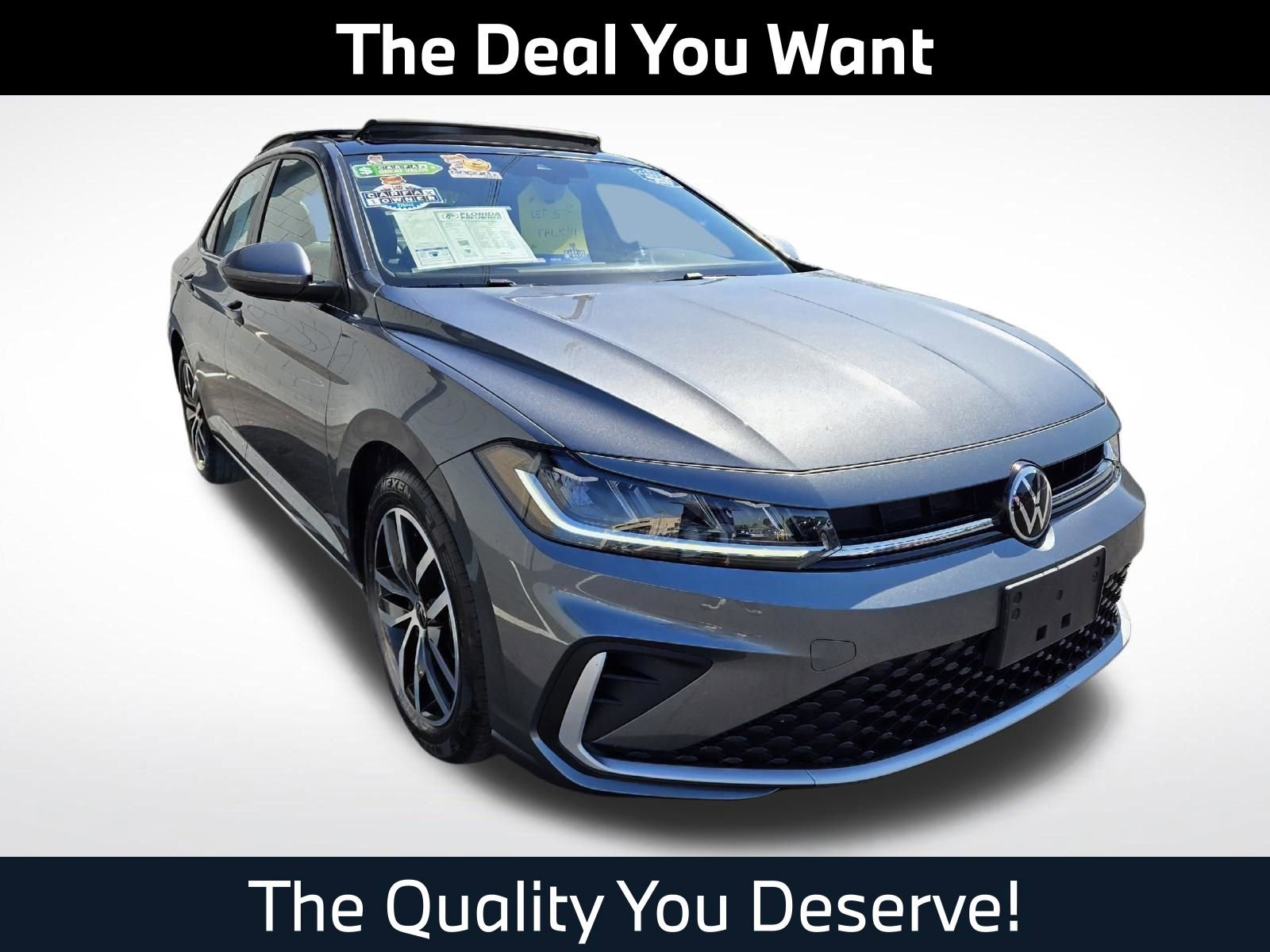 Used 2025 Volkswagen Jetta SE image 1