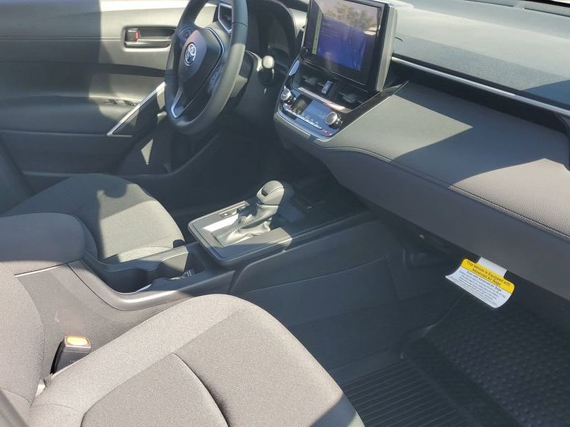 New 2026 Toyota Corolla Cross LE image 32