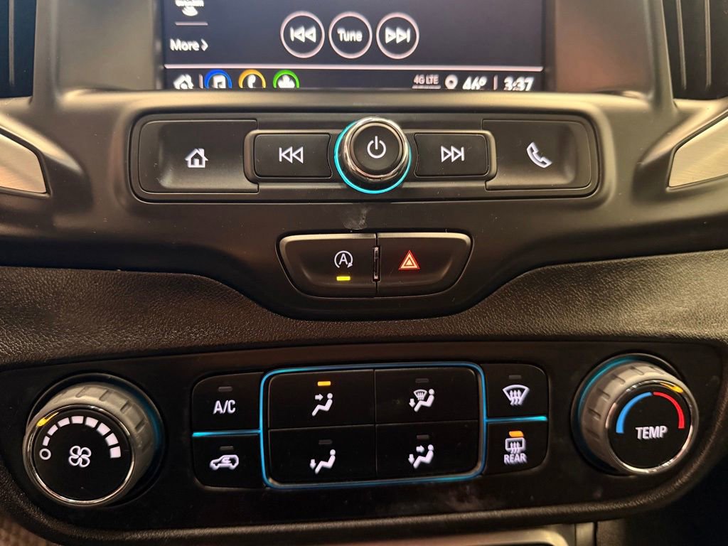 Used 2024 GMC Terrain SLE image 27