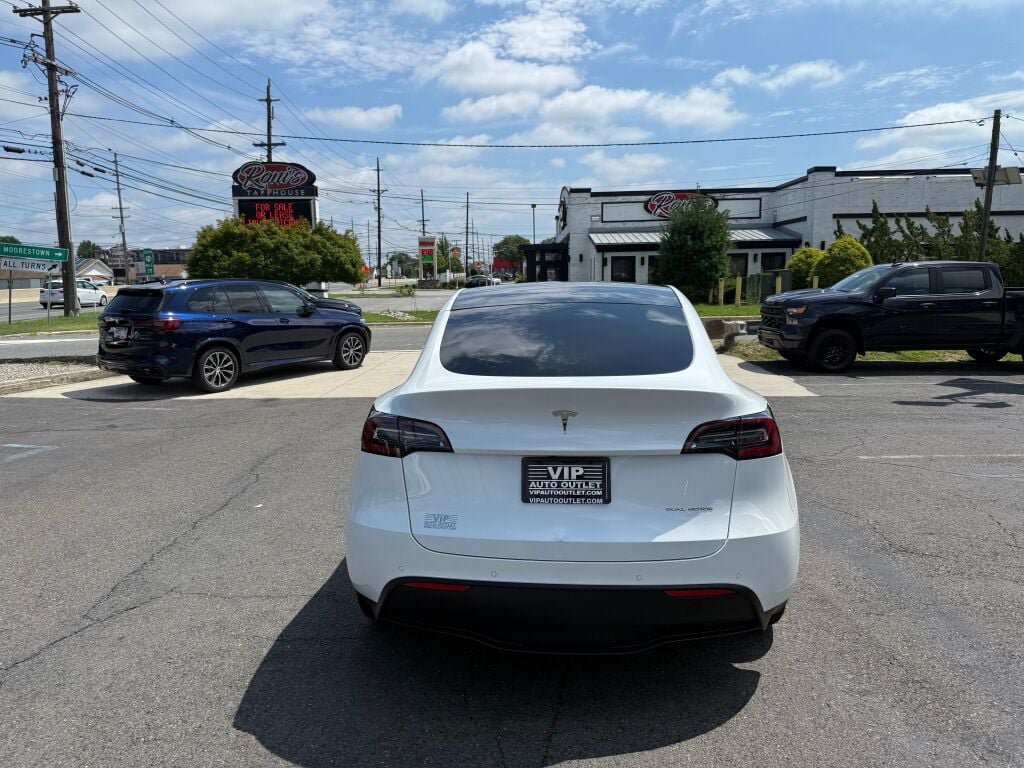 Used 2020 Tesla Model Y Long Range AWD/4WD image 6